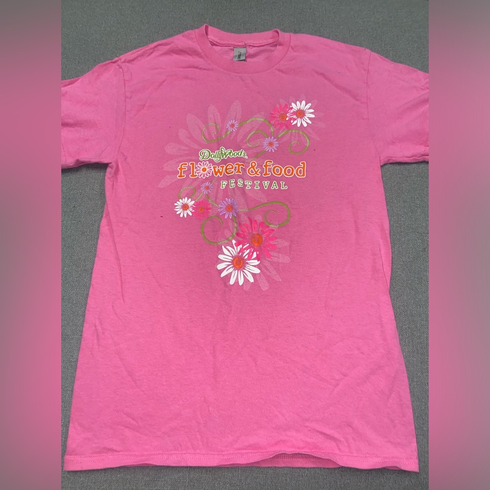 Dollywood Flowers and Food Festival Short Sleeve Tee